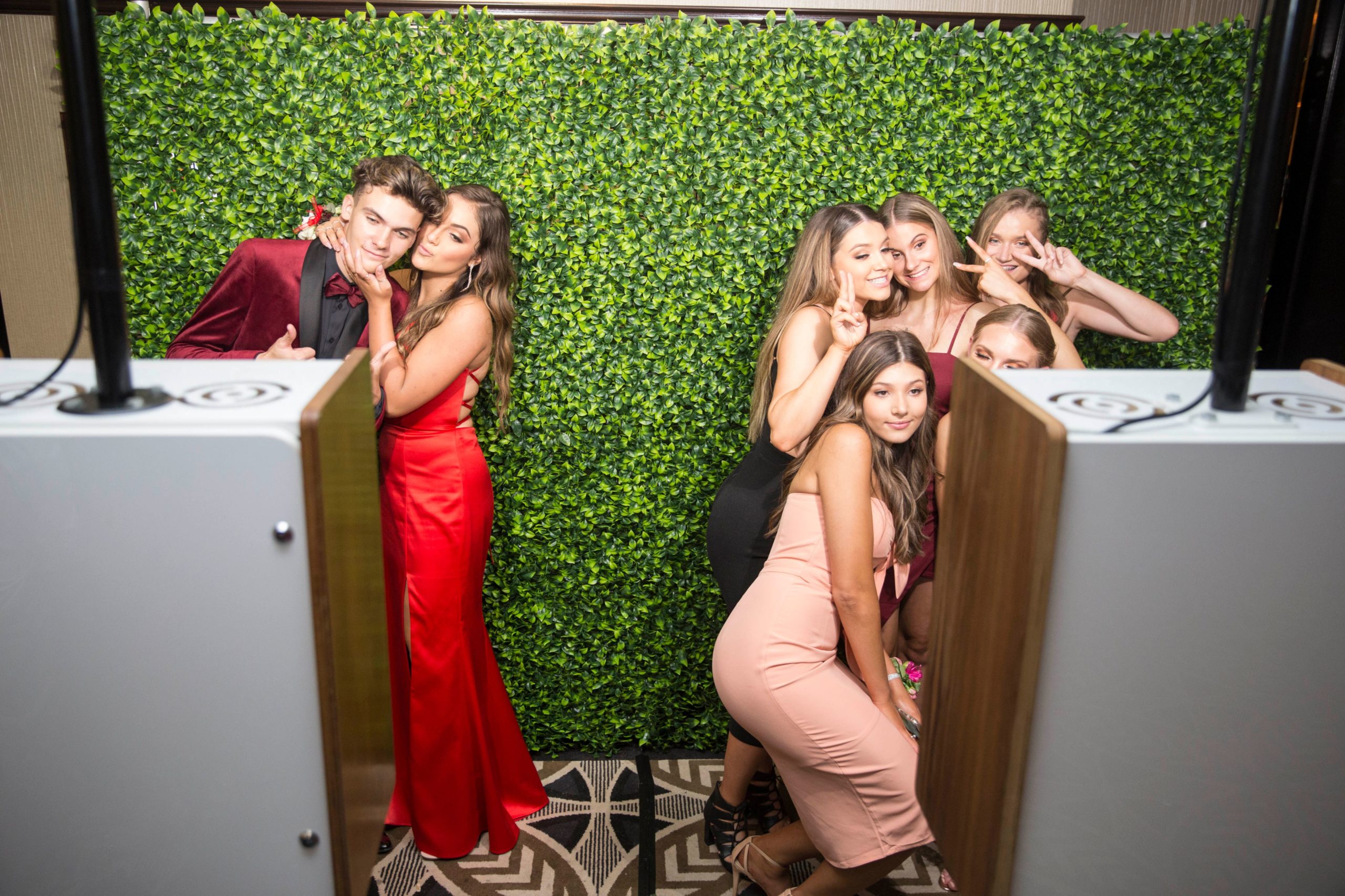 Sydney Photo Booth & Flower Wall hire